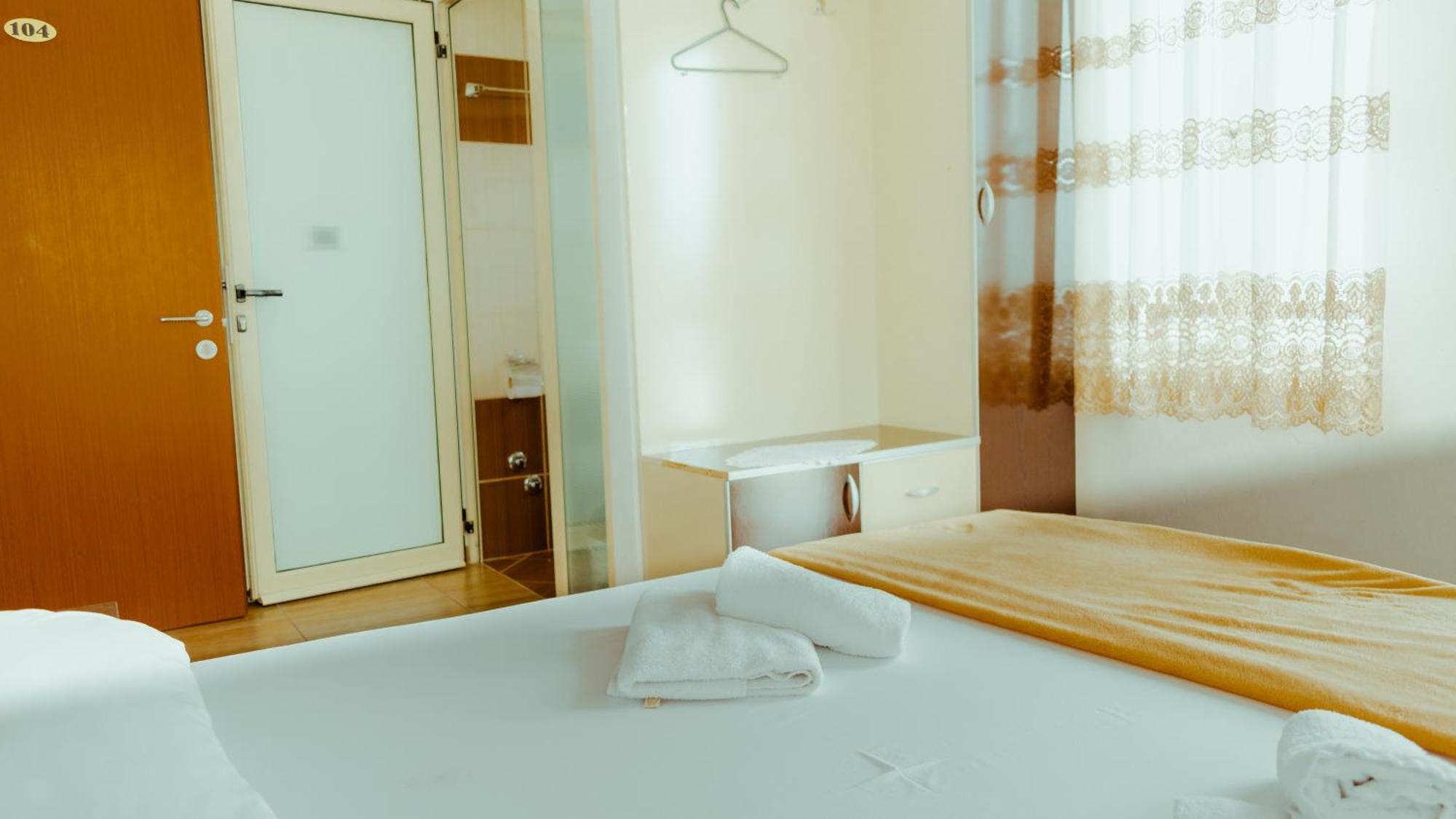 Guesthouse Shtino Gjirokaster Luaran gambar