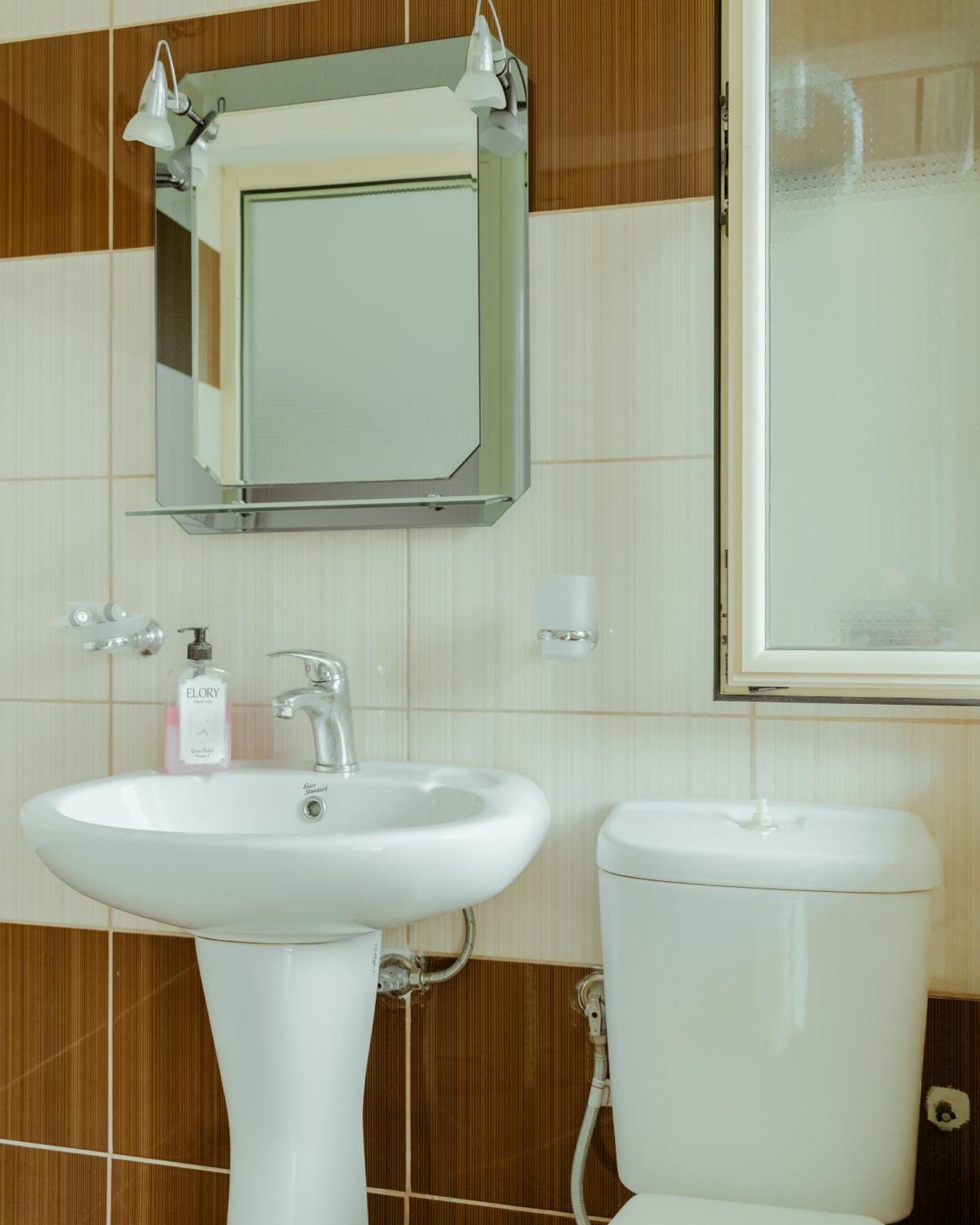 Guesthouse Shtino Gjirokaster Luaran gambar