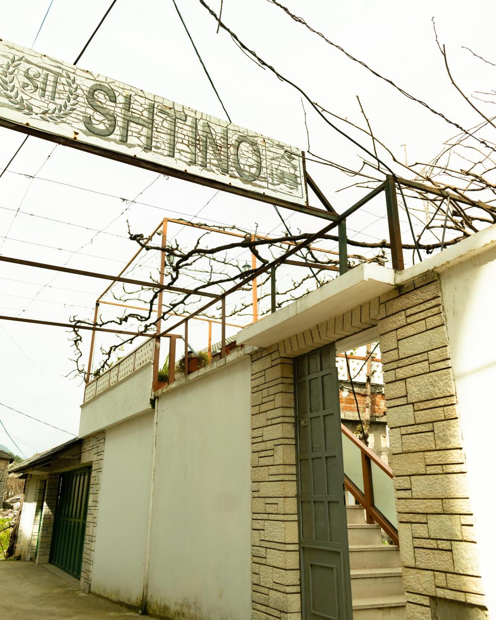 Guesthouse Shtino Gjirokaster Luaran gambar