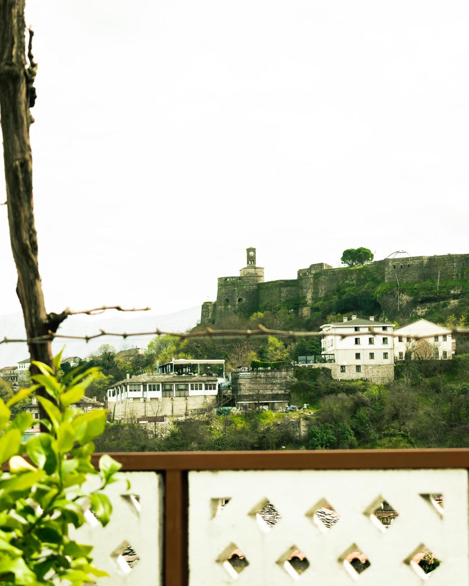 Guesthouse Shtino Gjirokaster Luaran gambar