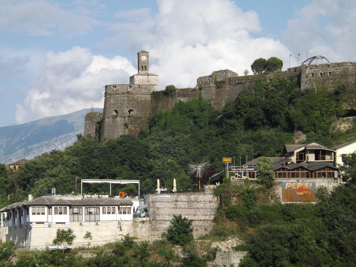 Guesthouse Shtino Gjirokaster Luaran gambar